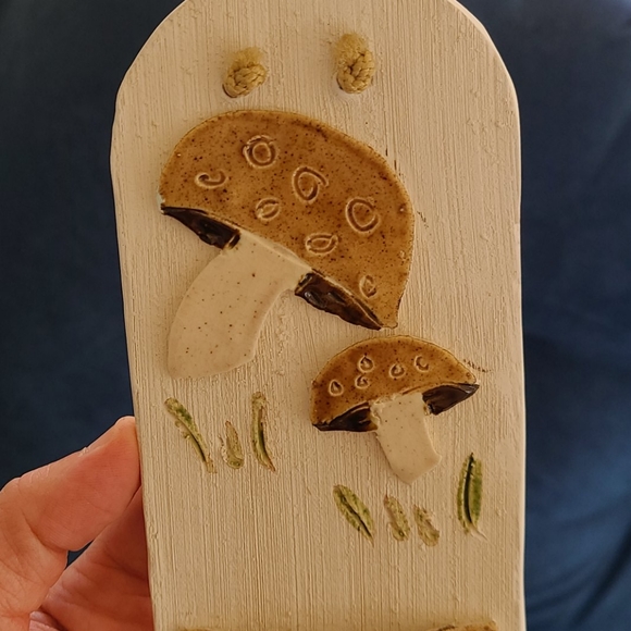 Decorative ceramic mushrooms. - Picture 5 of 7